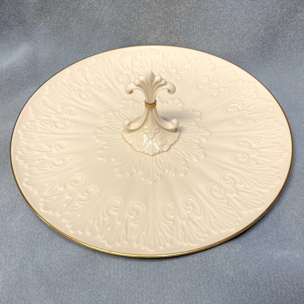 Lenox Chateau Fleur De Lys Serving Tray Center Handle 12-5/8 inches